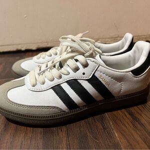 ADIDAS SAMBAS